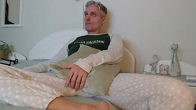 StrongBill online show from February 2, 2025, 3:17 pm