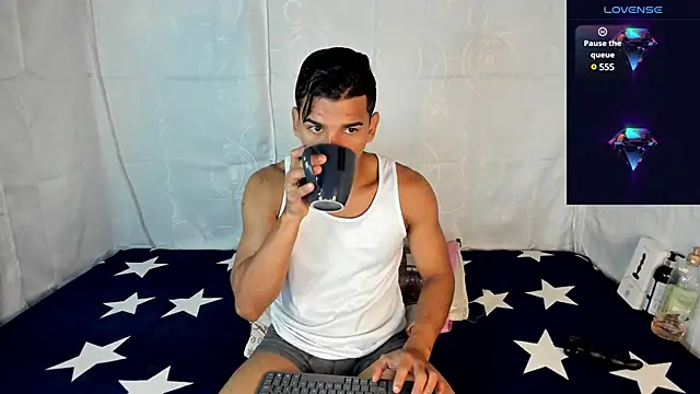 Snapshot of Mick_Depp_ chatting on February 26, 2025, 10:38 am Mick Depp online show from February 26, 2025, 10:38 am