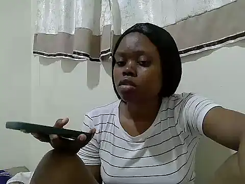 maggyjan online show from November 2, 2025, 2:55 pm