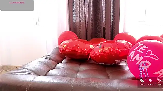 Snapshot of michacosio chatting on February 10, 2026, 2:16 pm michacosio online show from February 10, 2026, 2:16 pm