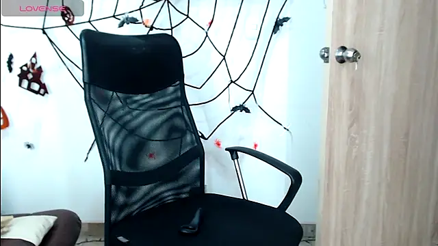 michacosio online show from October 22, 2025, 5:18 am