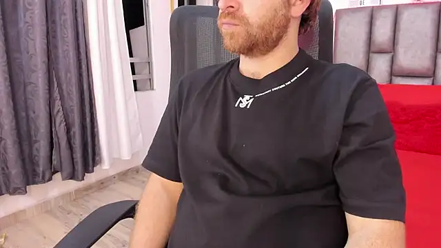 Snapshot of michacosio chatting on February 11, 2026, 2:22 am michacosio online show from February 11, 2026, 2:22 am