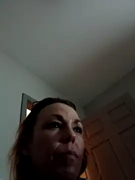 Snapshot of cammyquart chatting on January 13, 2026, 7:12 am cammyquart online show from January 13, 2026, 7:12 am