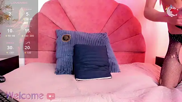 Snapshot of Rodd__y chatting on December 5, 2025, 8:17 pm Rodd y online show from December 5, 2025, 8:17 pm