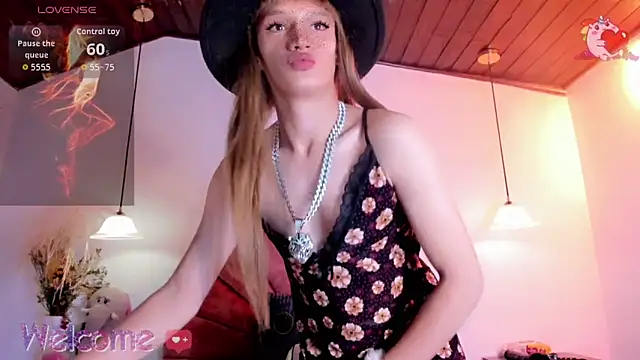 Snapshot of Rodd__y chatting on December 16, 2025, 8:13 pm Rodd y online show from December 16, 2025, 8:13 pm