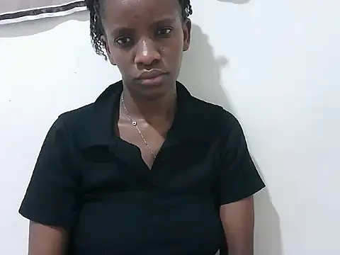 prettybeee online show from October 22, 2025, 2:27 pm