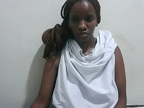 prettybeee online show from February 15, 2026, 10:30 pm