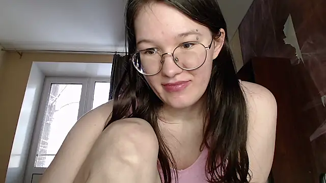 Snapshot of MiriamOr chatting on February 6, 2025, 10:14 am MiriamOr online show from February 6, 2025, 10:14 am
