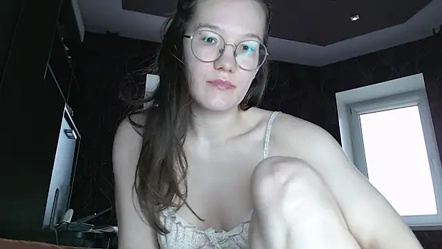 Snapshot of MiriamOr chatting on March 14, 2025, 10:29 am MiriamOr online show from March 14, 2025, 10:29 am