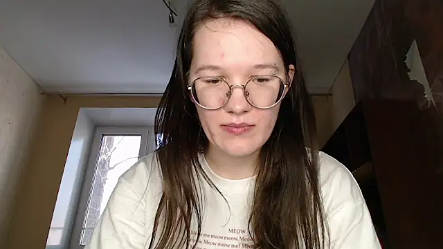 Snapshot of MiriamOr chatting on February 10, 2025, 10:09 am MiriamOr online show from February 10, 2025, 10:09 am