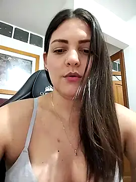 Snapshot of Mia_Hampton chatting on April 4, 2026, 9:10 pm Mia Hampton online show from April 4, 2026, 9:10 pm