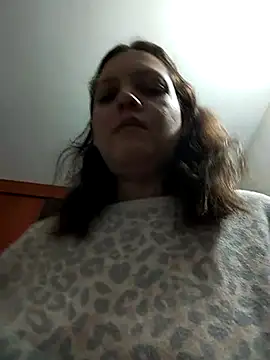 Mia Hampton online show from March 4, 2025, 11:29 am