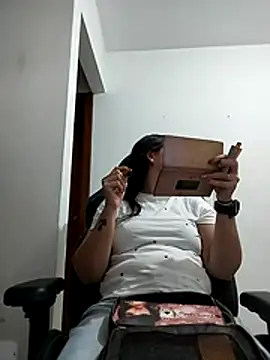 Snapshot of Mia_Hampton chatting on January 11, 2026, 8:27 pm Mia Hampton online show from January 11, 2026, 8:27 pm