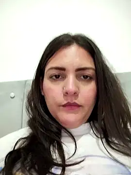 Snapshot of Mia_Hampton chatting on April 1, 2026, 9:34 pm Mia Hampton online show from April 1, 2026, 9:34 pm
