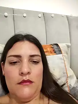Snapshot of Mia_Hampton chatting on April 12, 2026, 10:24 pm Mia Hampton online show from April 12, 2026, 10:24 pm