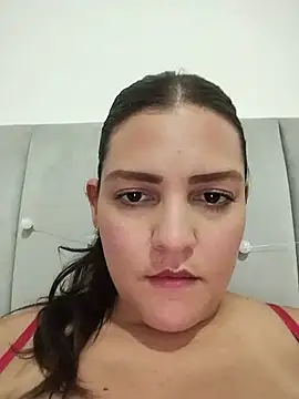 Snapshot of Mia_Hampton chatting on July 4, 2026, 10:14 pm Mia Hampton online show from July 4, 2026, 10:14 pm