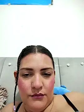 Snapshot of Mia_Hampton chatting on March 27, 2026, 9:27 pm Mia Hampton online show from March 27, 2026, 9:27 pm