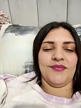 Snapshot of Mia_Hampton chatting on January 9, 2026, 9:22 pm Mia Hampton online show from January 9, 2026, 9:22 pm