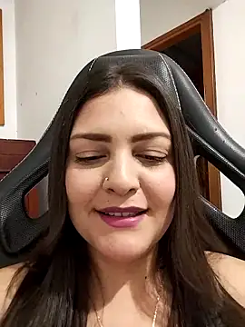 Snapshot of Mia_Hampton chatting on February 8, 2026, 9:23 pm Mia Hampton online show from February 8, 2026, 9:23 pm