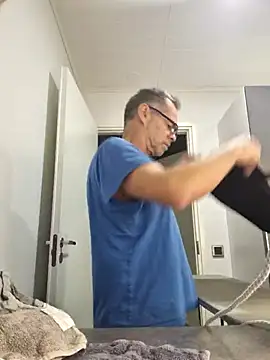 DarrenSullivanSlut online show from December 3, 2025, 8:03 am