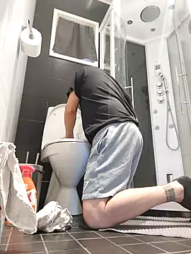 DarrenSullivanSlut online show from March 18, 2025, 12:06 pm