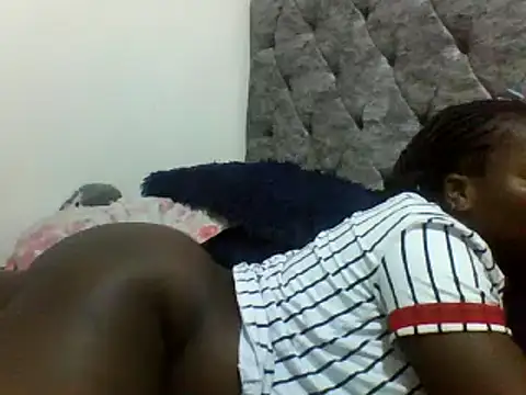 nelly-queen online show from February 14, 2025, 7:02 pm