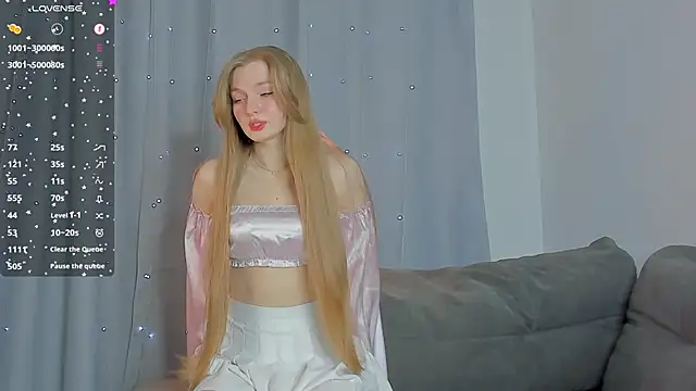 Snapshot of Barbie-Doll- chatting on December 4, 2024, 9:29 pm Barbie-Doll- online show from December 4, 2024, 9:29 pm