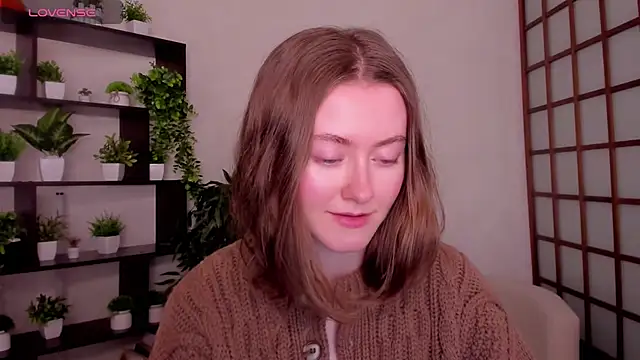 KateCuddle online show from December 17, 2025, 2:49 am