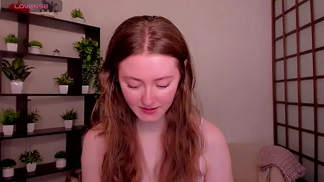 Snapshot of KateCuddle chatting on June 22, 2026, 2:28 am KateCuddle online show from June 22, 2026, 2:28 am