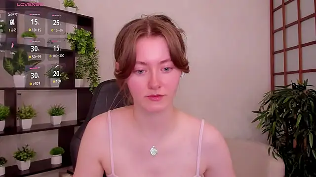 Snapshot of KateCuddle chatting on July 21, 2026, 2:25 am KateCuddle online show from July 21, 2026, 2:25 am