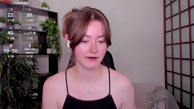Snapshot of KateCuddle chatting on July 10, 2026, 2:11 am KateCuddle online show from July 10, 2026, 2:11 am