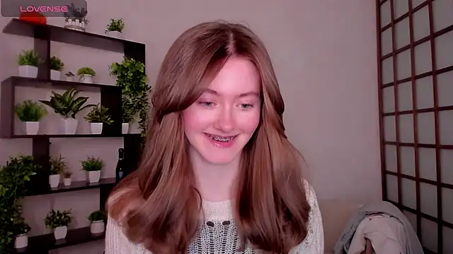 Snapshot of KateCuddle chatting on February 2, 2026, 3:05 am KateCuddle online show from February 2, 2026, 3:05 am