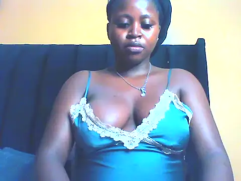 EboniesBelle online show from April 17, 2026, 5:32 am