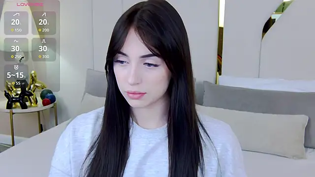 Betty Bridge online show from November 25, 2025, 5:41 am