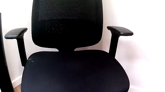 Snapshot of rickyi2023 chatting on September 24, 2025, 2:12 pm rickyi2023 online show from September 24, 2025, 2:12 pm