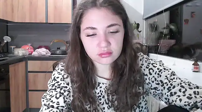 Snapshot of delightful_sofi chatting on February 17, 2025, 8:16 pm delightful sofi online show from February 17, 2025, 8:16 pm
