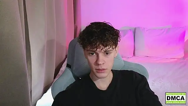 Snapshot of cute_thomas chatting on February 25, 2026, 11:21 am cute thomas online show from February 25, 2026, 11:21 am