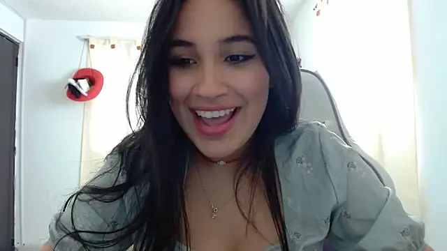 InocentHeaven1 online show from February 27, 2025, 3:48 pm