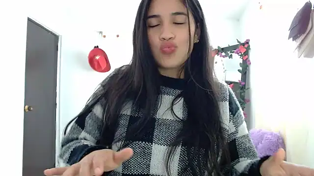 InocentHeaven1 online show from February 19, 2025, 3:49 pm