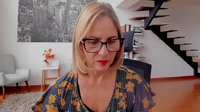 Snapshot of jane_turner chatting on November 19, 2025, 1:33 pm jane turner online show from November 19, 2025, 1:33 pm