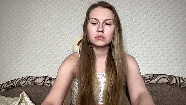Snapshot of dream_alexa chatting on February 24, 2025, 4:47 pm dream alexa online show from February 24, 2025, 4:47 pm