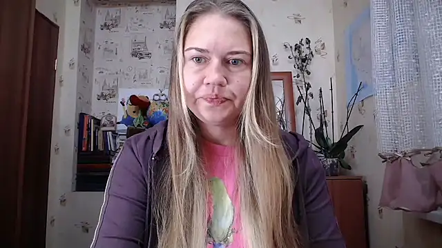 Snapshot of dream_alexa chatting on September 15, 2025, 1:06 am dream alexa online show from September 15, 2025, 1:06 am