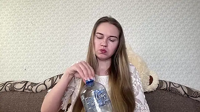 Snapshot of dream_alexa chatting on March 20, 2025, 1:26 pm dream alexa online show from March 20, 2025, 1:26 pm
