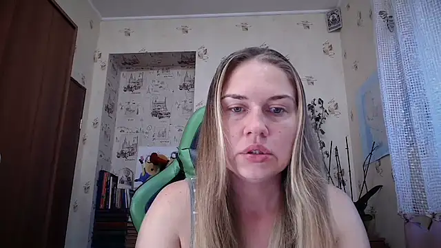 Snapshot of dream_alexa chatting on September 11, 2025, 3:45 pm dream alexa online show from September 11, 2025, 3:45 pm