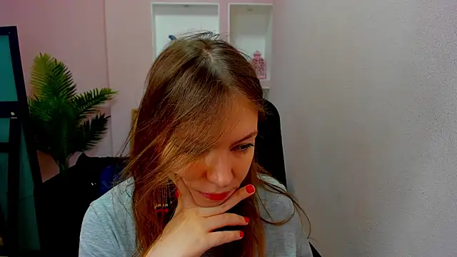 Persephoni online show from October 19, 2025, 10:29 am