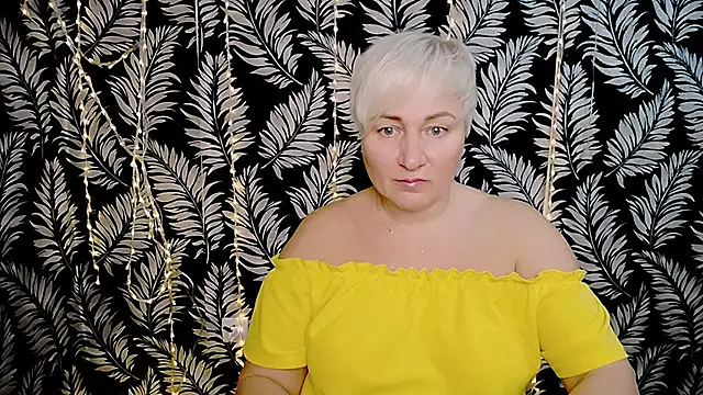 Snapshot of Olivia_playful chatting on December 15, 2025, 12:44 pm Olivia playful online show from December 15, 2025, 12:44 pm