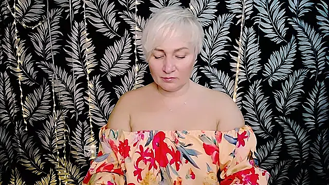 Snapshot of Olivia_playful chatting on January 8, 2026, 12:33 pm Olivia playful online show from January 8, 2026, 12:33 pm