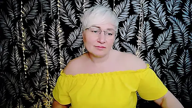 Olivia playful online show from May 11, 2026, 2:45 pm