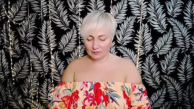 Snapshot of Olivia_playful chatting on January 5, 2026, 5:38 pm Olivia playful online show from January 5, 2026, 5:38 pm