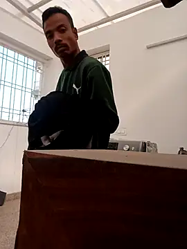 Lent Medium online show from November 25, 2025, 4:24 am